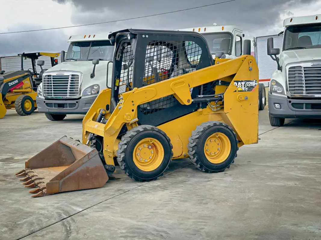 2017_Caterpillar_226D_Skid_Steer_Wheel_A.jpg