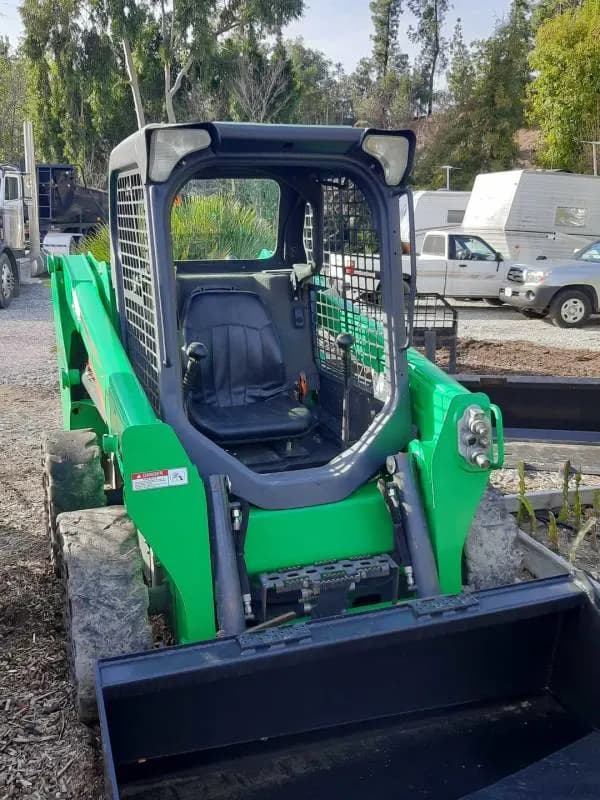 2016_Bobcat_S510_Skid_Steer_Compact_Loader_A.jpg