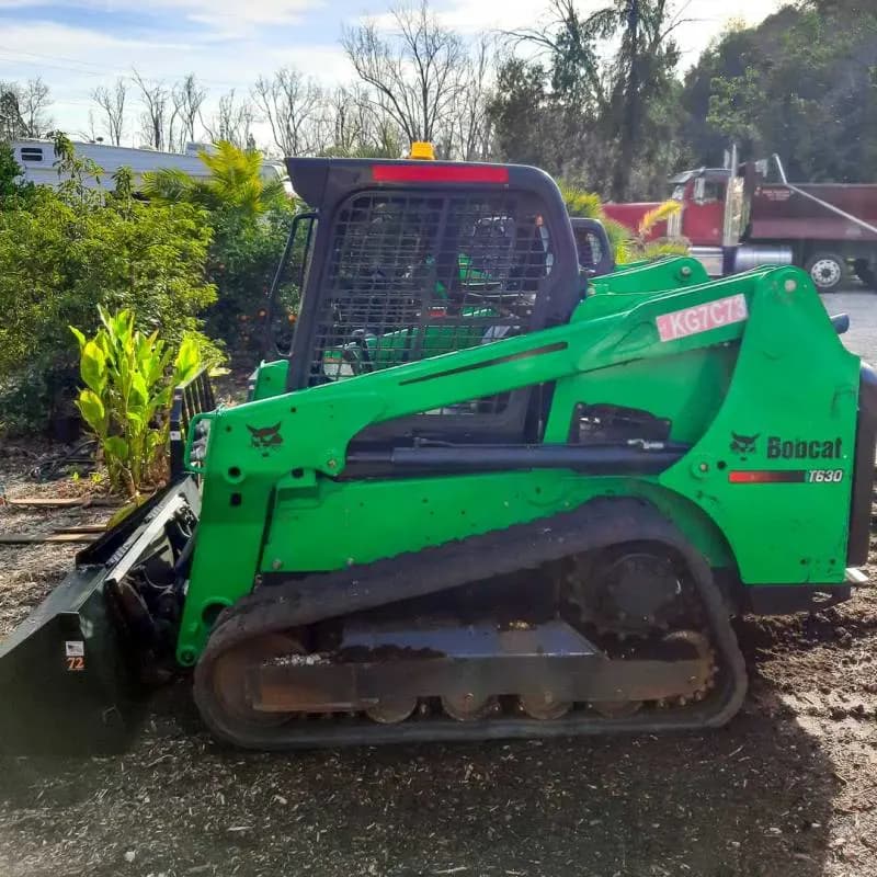 2016_Bobcat_T630_Skid_Steer_Compact_Loader_A.jpg