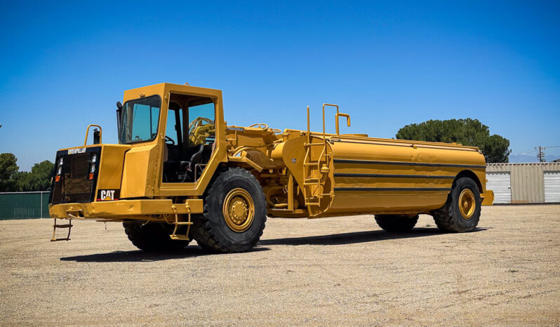 Caterpillar 613C Water Wagon full