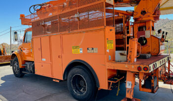 1993 International 4900 Bucket Truck full