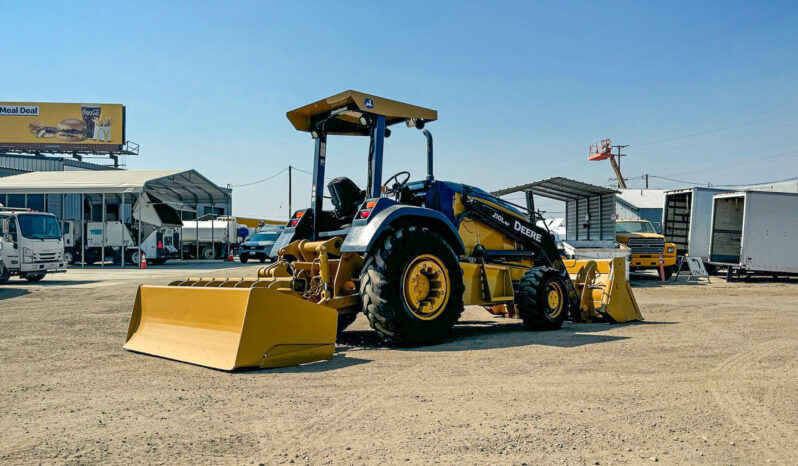 John Deere 210L EP Skip Loader full